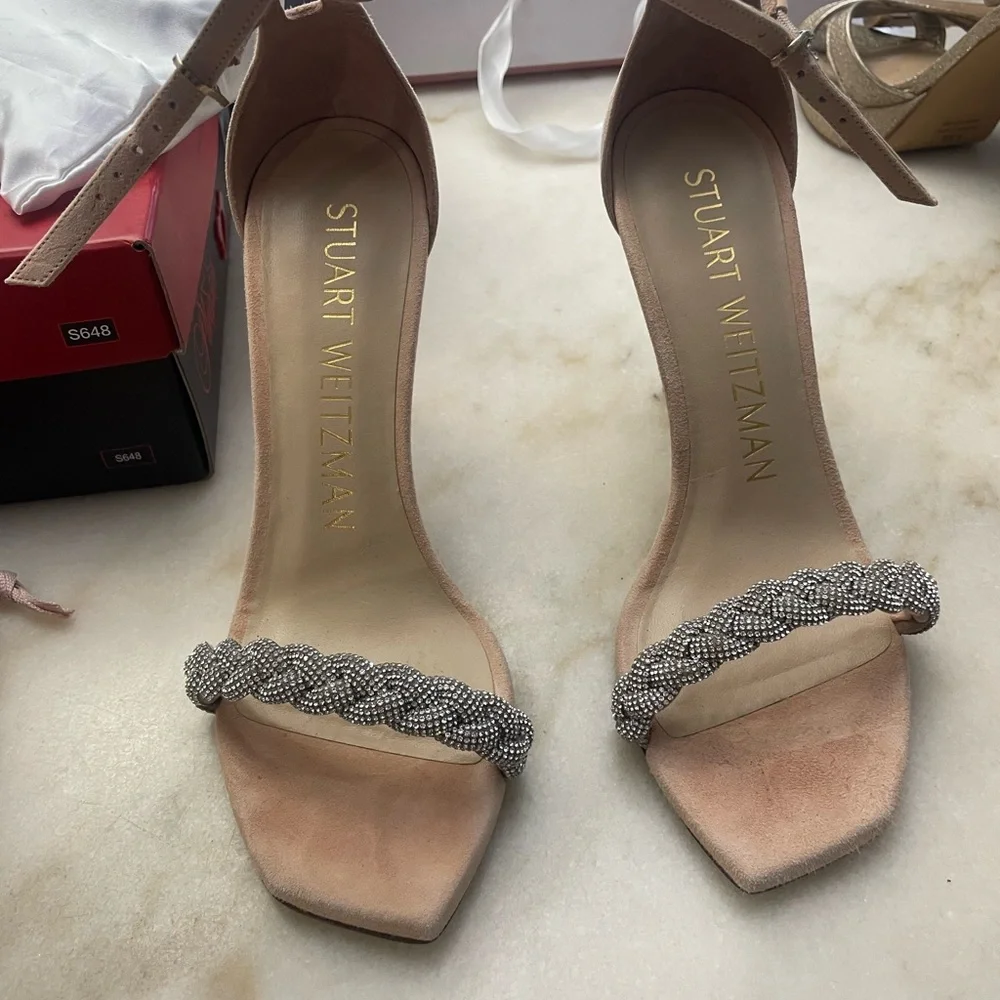 Stuart Weitzman Nude Heels with Silver Detailing - Picture 2 of 4